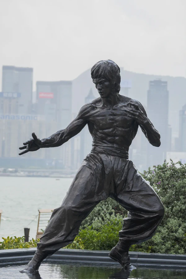 李小龙雕像